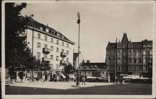 Zagreb : Pejačevićev trg.