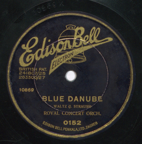 Blue Danube : waltz / J. [Johann] Strauss ; [izvodi] Royal Concert Orch. [Orchestra].