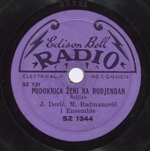 Podoknica ženi na rodjendan : šaljivo / J. [Juraj] Dević, M. [Marta] Radmanović i ensemble.