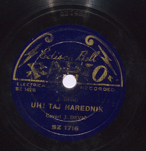 Uh! Taj narednik / Juraj Dević ; govori J. Dević.