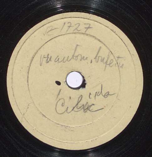 Vu bufetu / August Cilić